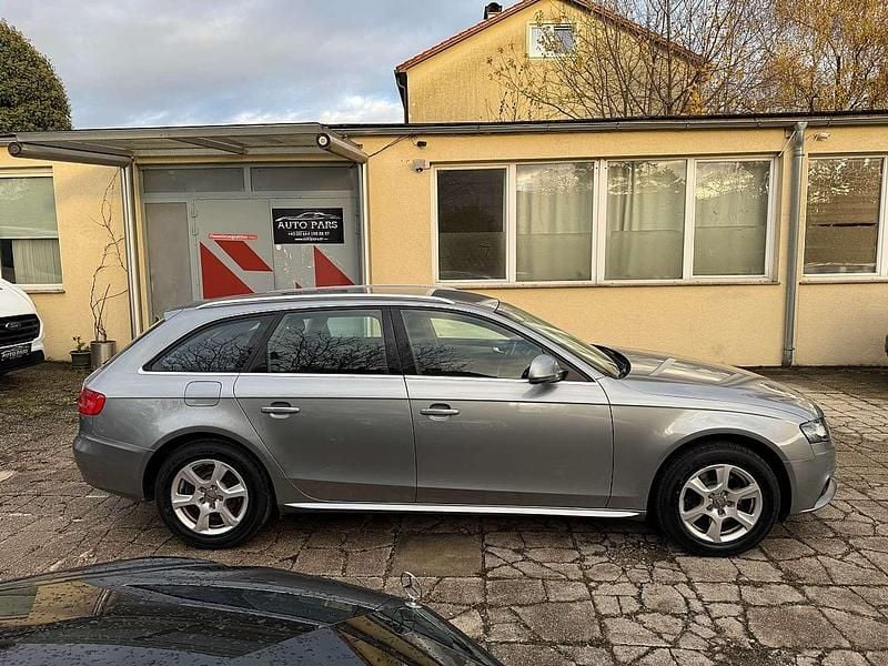 Gebraucht Audi A4 Comfort 120 PS (88 kW) 2008 Grau Kombi