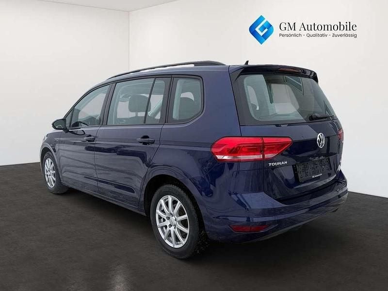 Gebraucht VW Touran Comfortline 116 PS (85 kW) 2017 Blau Van / Kleinbus