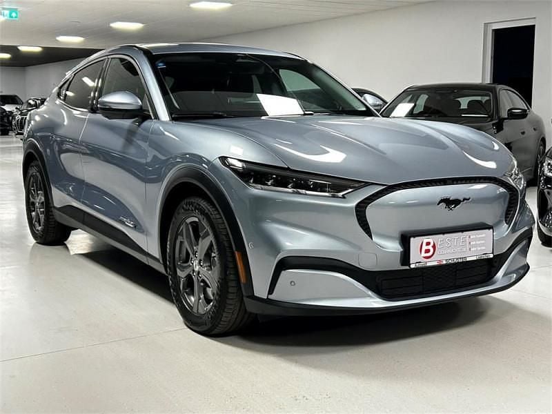 Silber Gebraucht 2022 Ford Mustang Mach-E Extended Range SUV | € 29.990 (Fairer Preis) - Bild 1/4