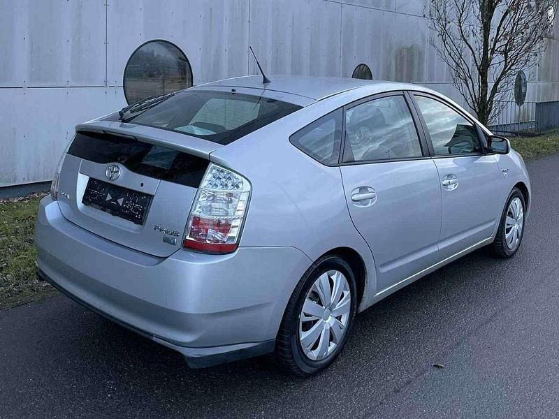 Gebraucht Toyota Prius Sol 77 PS (56 kW) 2007 Grau Kleinwagen