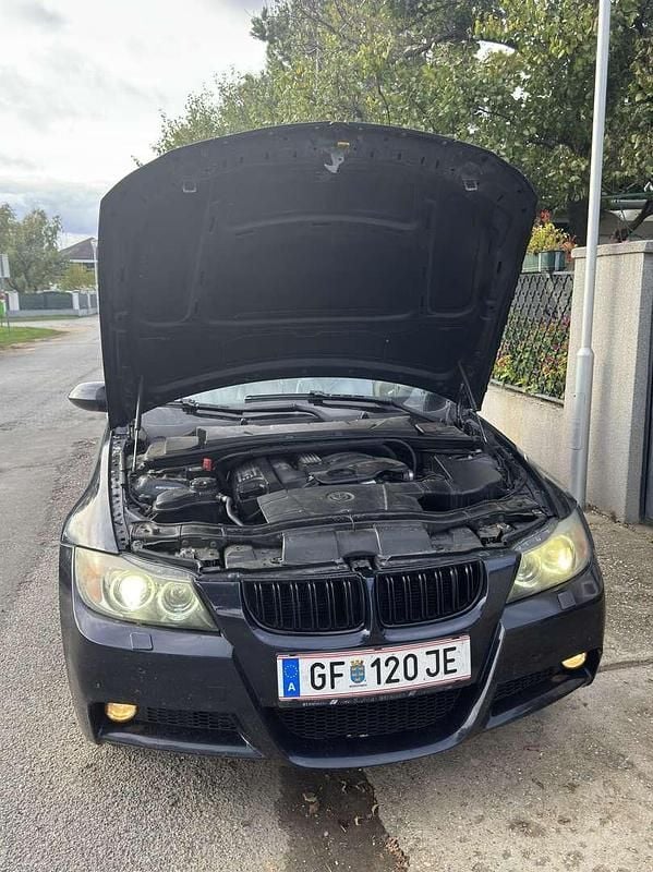 Gebraucht BMW 320 150 PS (110 kW) 2004 Limousine