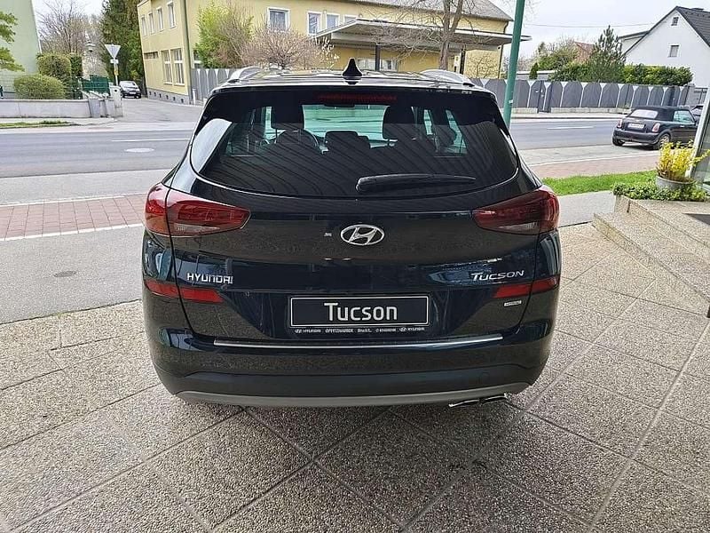 Gebraucht Hyundai Tucson 136 PS (100 kW) 2019 Schwarz SUV