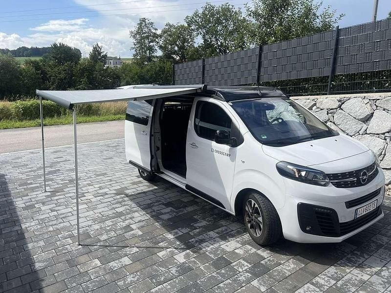 Gebraucht Opel Zafira Life 177 PS (130 kW) 2023 Weiß Van / Kleinbus