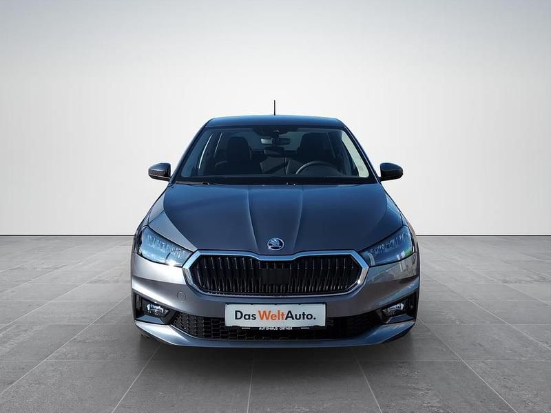 Neu Skoda Fabia Essence 80 PS (58 kW) 2026 Mittelgrau  metallic