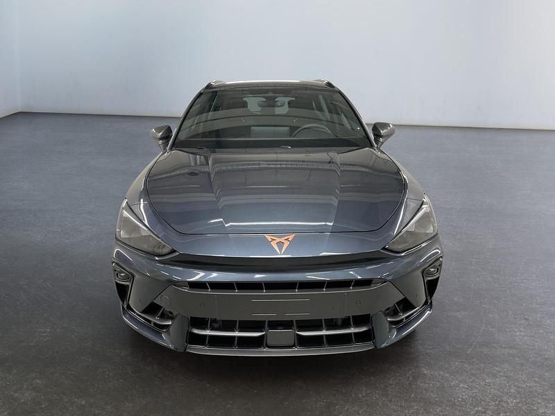 Neu Cupra Leon VZ 333 PS (244 kW) 2025 Schwarz Kombi