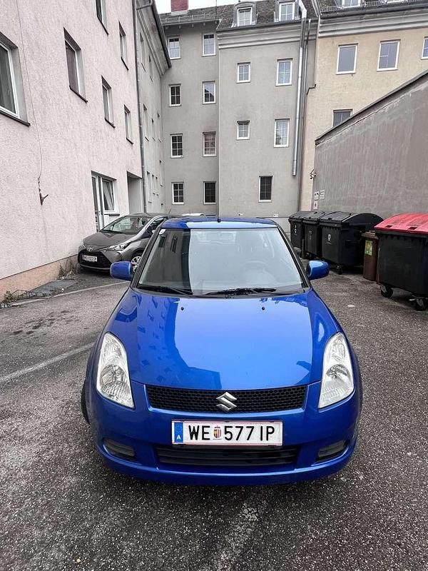 Gebraucht Suzuki Swift Club 92 PS (67 kW) 2005 Limousine