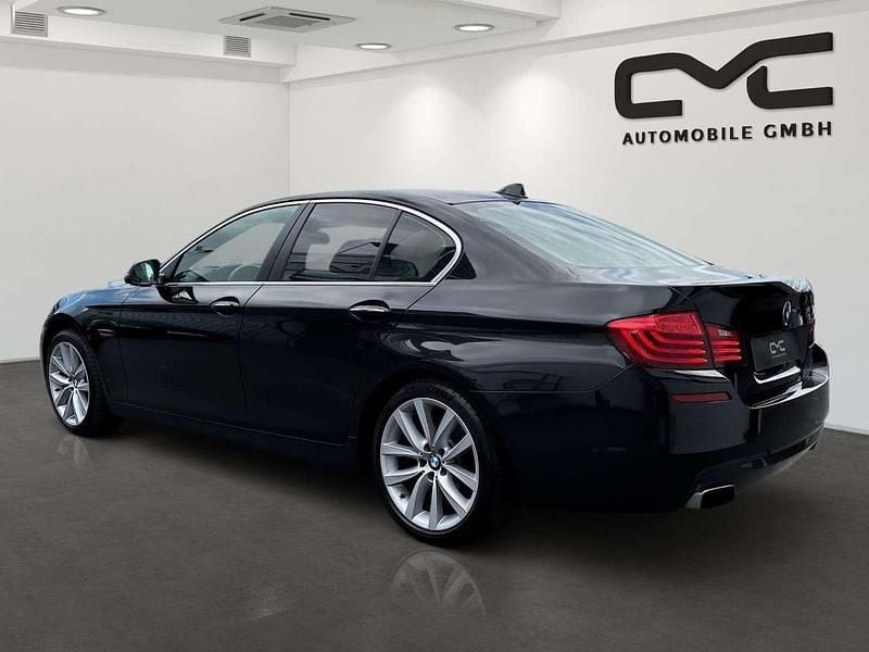 Gebraucht BMW 550 M Sport 449 PS (330 kW) 2014 Schwarz Limousine