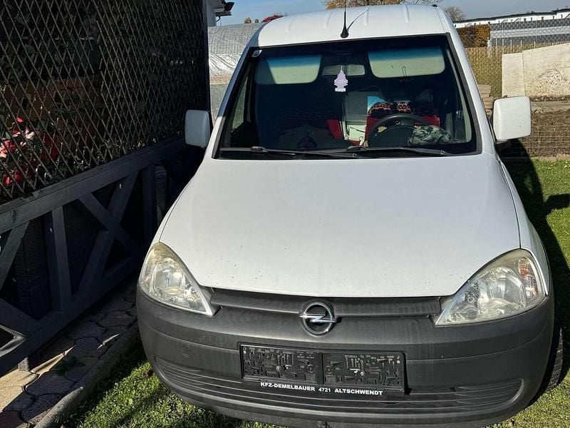 Weiß Gebraucht 2006 Opel Combo Kombi | € 2.900 - Bild 1/4