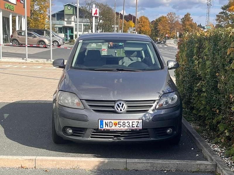 Grau Gebraucht 2006 VW Golf Plus Cross Trendline Van / Kleinbus | € 5.000 - Bild 1/4