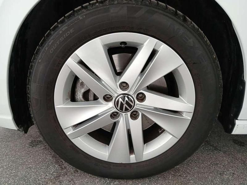 Gebraucht VW Golf VIII Life 116 PS (85 kW) 2024 Weiß Kombi