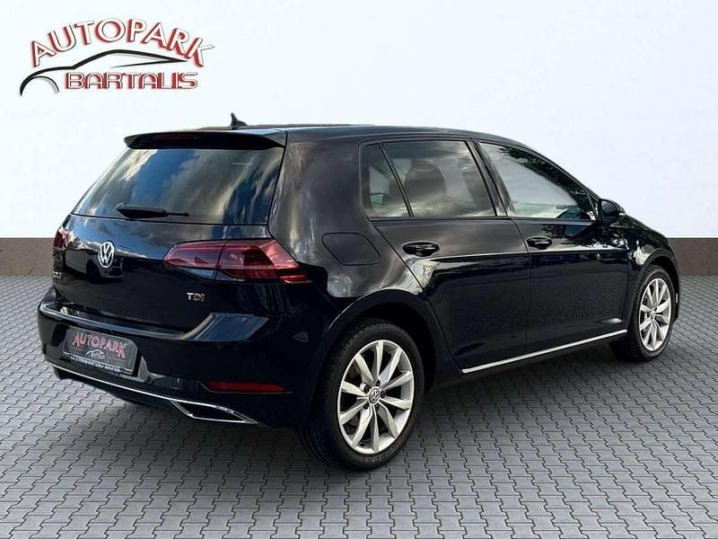 Gebraucht VW Golf VII Highline 116 PS (85 kW) 2017 Schwarz Limousine
