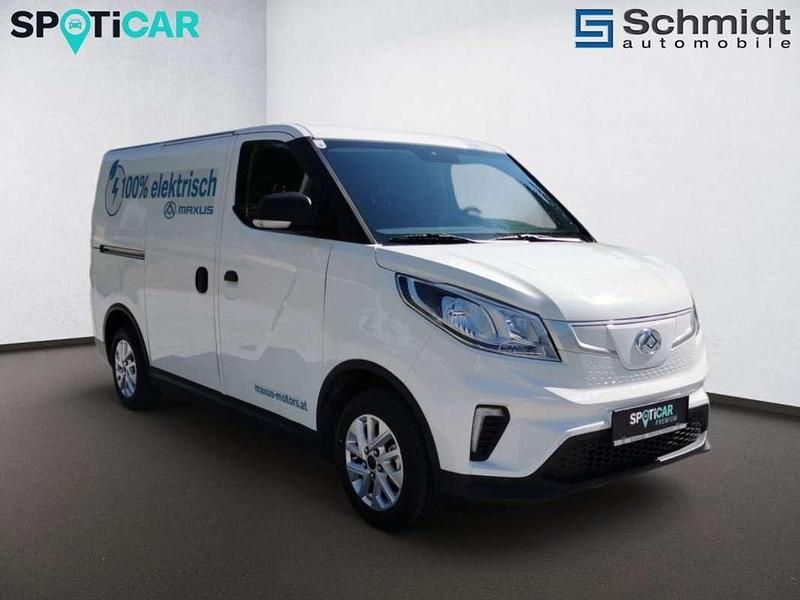 Gebraucht Maxus eDeliver 3 117 kW (160 PS) 2025 Weiß Van