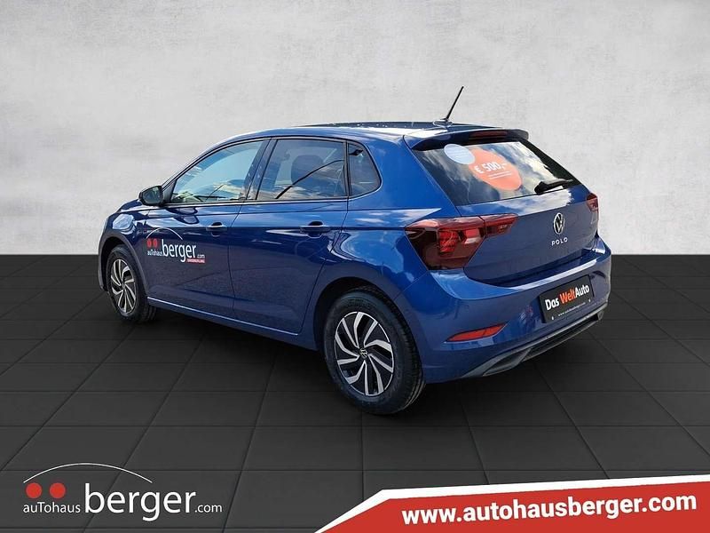 Neu VW Polo 95 PS (69 kW) 2025 Dunkelblau  metallic Limousine