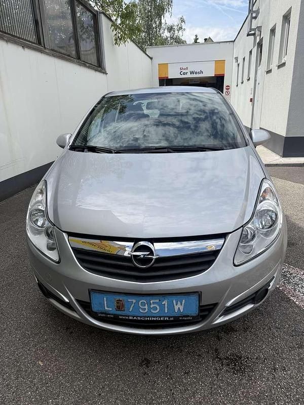 Gebraucht Opel Corsa Edition 90 PS (66 kW) 2008 Limousine