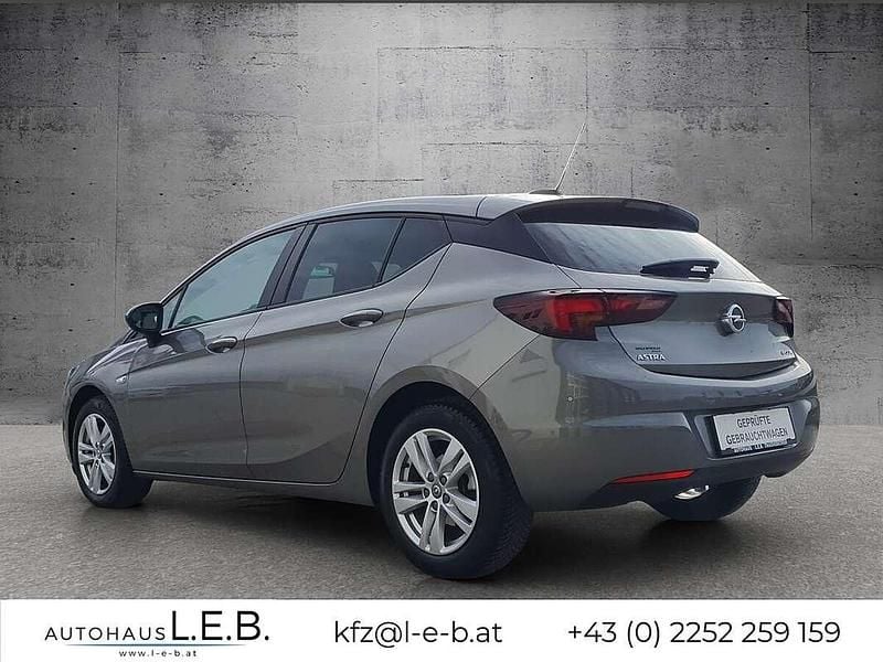 Gebraucht Opel Astra Edition 105 PS (77 kW) 2017 Kombi