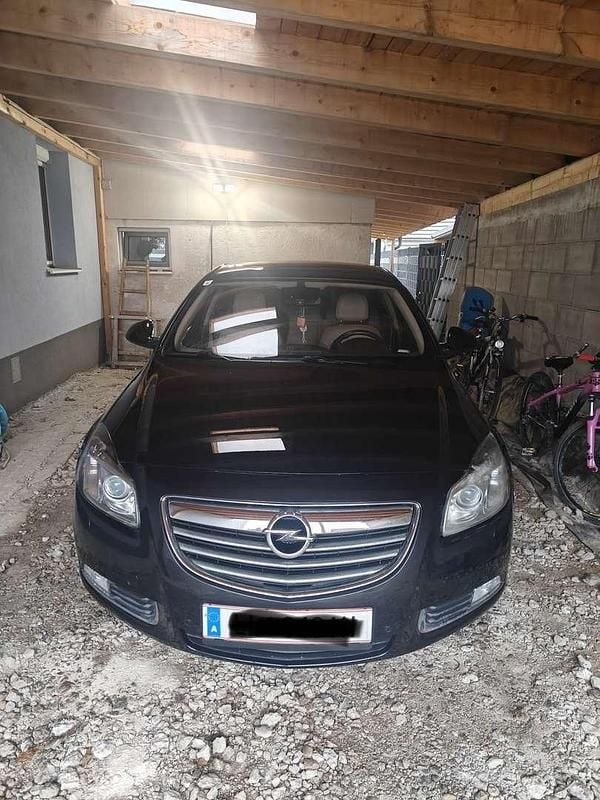 Gebraucht Opel Insignia Cosmo 160 PS (117 kW) 2011 Limousine