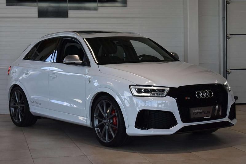 Gebraucht 2015 Audi Q3 Ambiente SUV | € 33.500 - Bild 1/4