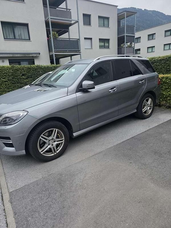 Gebraucht Mercedes ML350 258 PS (189 kW) 2014 SUV