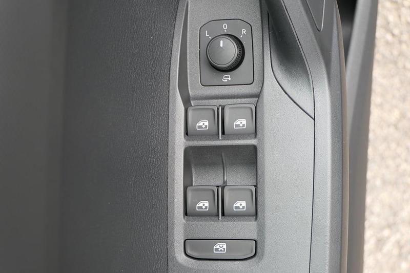 Neu Seat Arona Style 115 PS (84 kW) 2026 Dunkelgrau  metallicperleffekt SUV