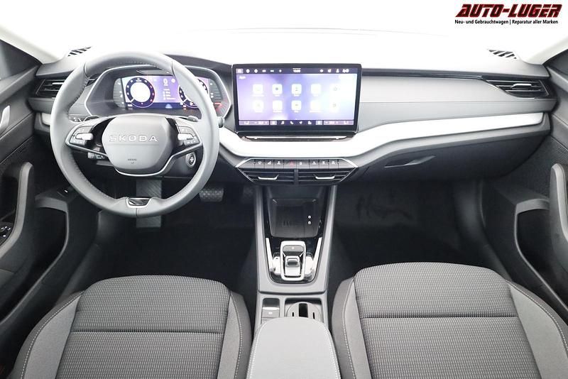 Neu Skoda Octavia Selection 150 PS (110 kW) 2025 Black magic perleffekt Kombi