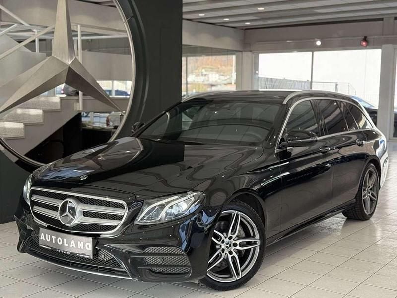Schwarz Gebraucht 2019 Mercedes E220 AMG line Kombi | € 24.900 (Fairer Preis) - Bild 1/4