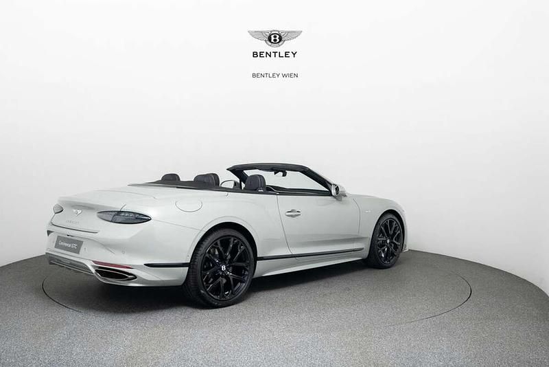 Gebraucht Bentley Continental GT Convertible 782 PS (575 kW) 2024 Grau Cabrio