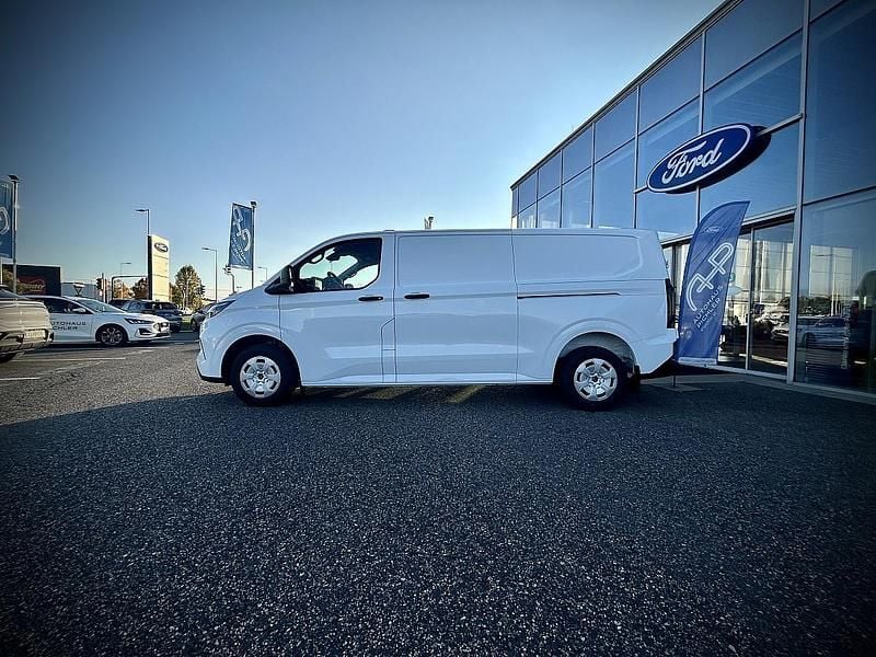 Neu Ford Transit Custom Trend 150 PS (110 kW) 2025 Frozen white Van