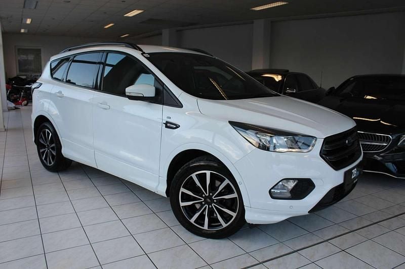 Gebraucht Ford Kuga ST-Line 120 PS (88 kW) 2017 Weiß SUV