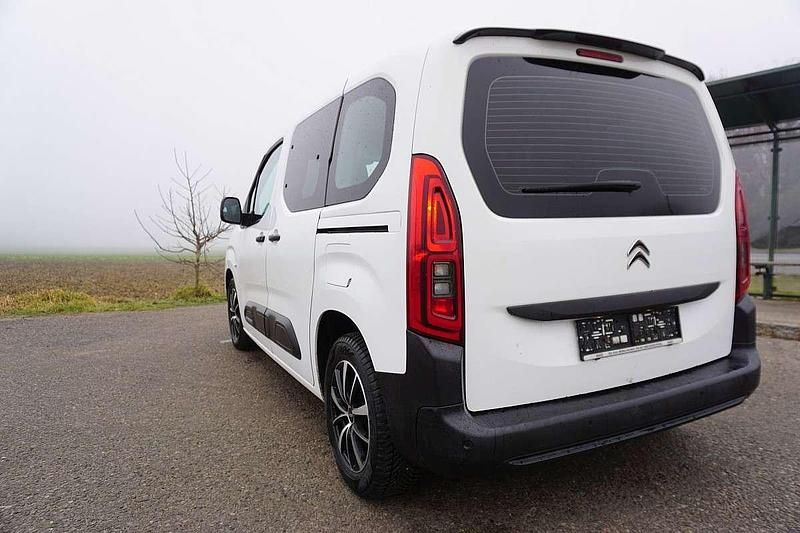Gebraucht Citroën Berlingo Live 102 PS (75 kW) 2019 Weiß Van / Kleinbus