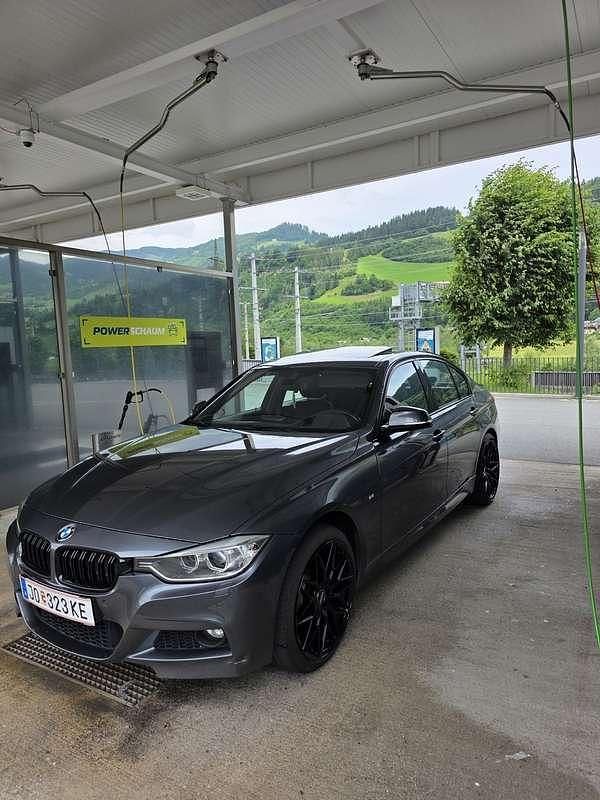 Gebraucht BMW 320 M Sport 184 PS (135 kW) 2015 Limousine