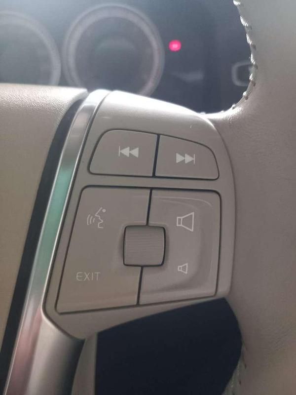 Gebraucht Volvo XC60 R-Design 215 PS (158 kW) 2012 Blau SUV