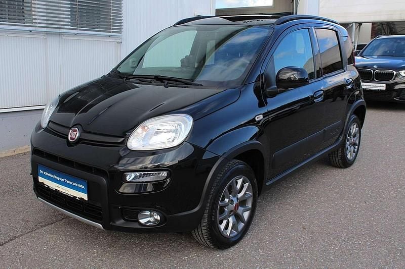 Schwarz Gebraucht 2020 Fiat Panda 4x4 Wild Kleinwagen | € 11.950 (Fairer Preis) - Bild 1/4
