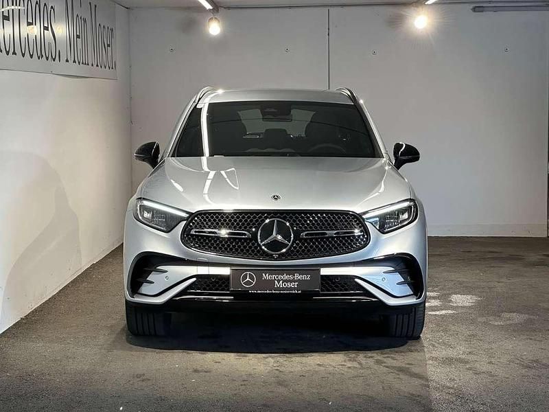 Gebraucht Mercedes GLC220 197 PS (144 kW) 2025 Silber SUV