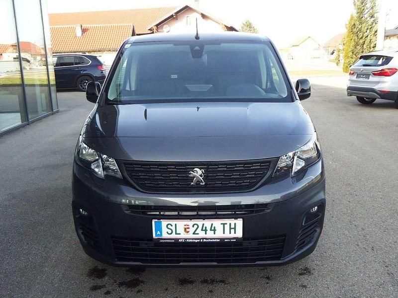 Gebraucht Peugeot E-Partner 100 kW (136 PS) 2023 Grau Van / Kleinbus
