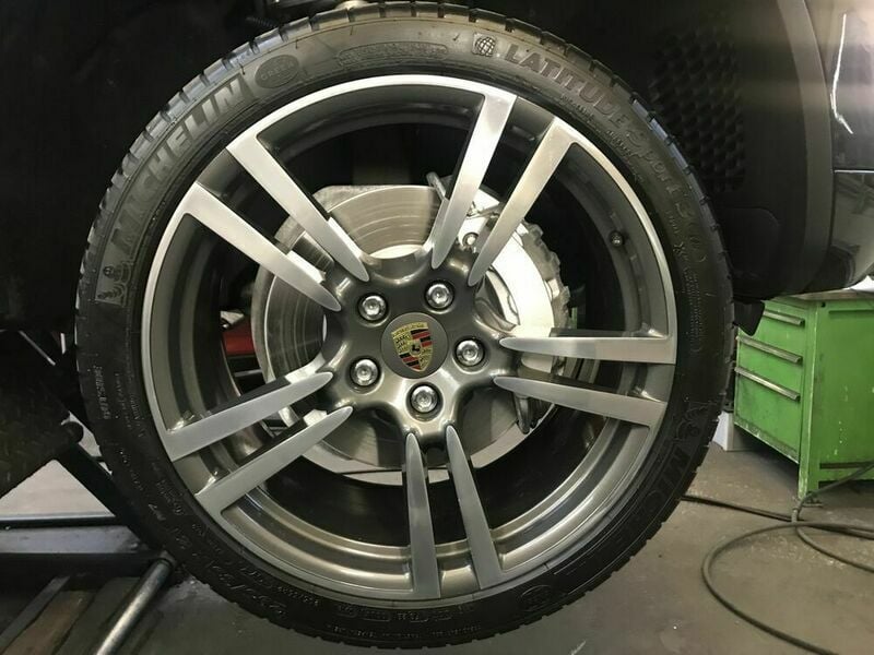 Gebraucht VW Touareg 340 PS (250 kW) 2012 Schwarz SUV