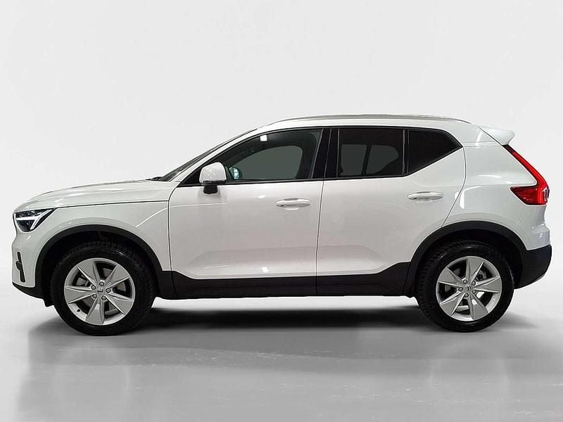 Gebraucht Volvo XC40 Core 163 PS (119 kW) 2025 Weiß SUV
