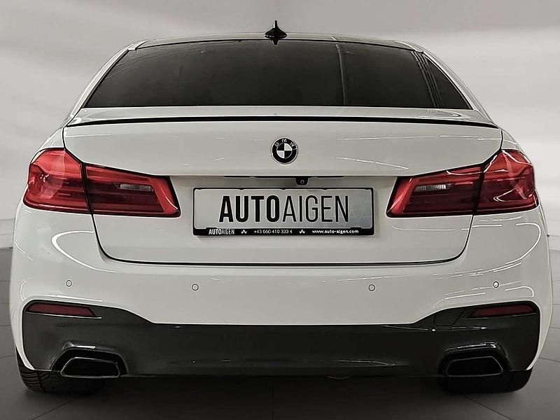 Gebraucht BMW 530 M Sport 265 PS (194 kW) 2019 Weiß Limousine