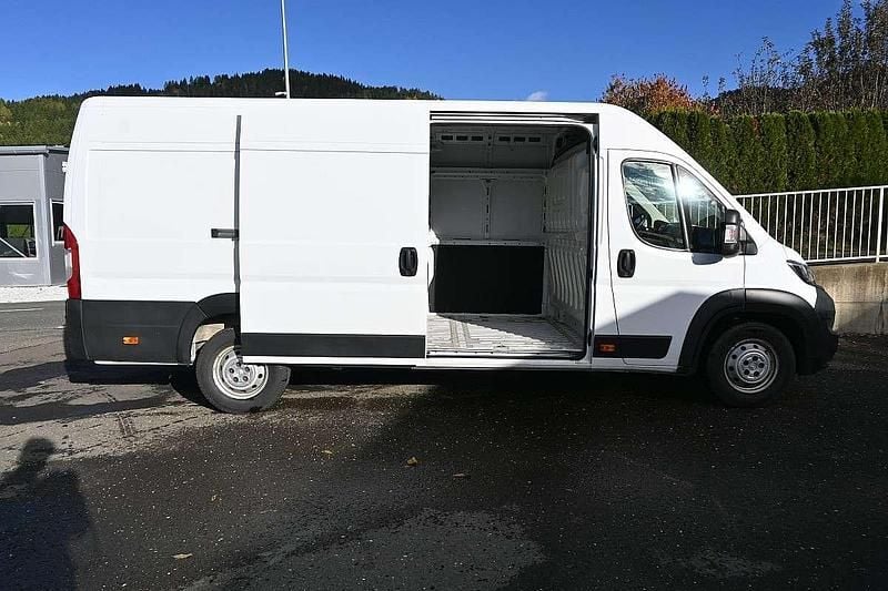 Gebraucht Peugeot Boxer S 140 PS (102 kW) 2021 Weiß Van