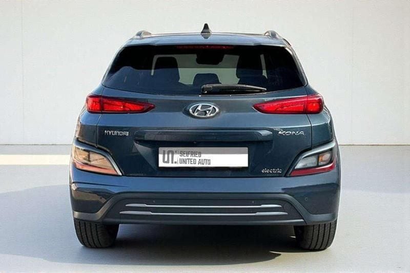 Gebraucht Hyundai Kona Trend 100 kW (136 PS) 2022 Blau SUV