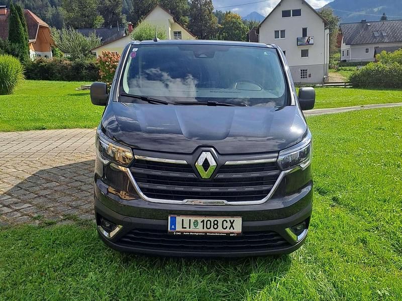 Gebraucht Renault Trafic 135 PS (99 kW) 2023 Schwarz Van / Kleinbus
