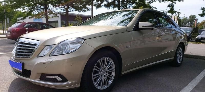 Beige Gebraucht 2010 Mercedes E220 Elegance Limousine | € 7.900 (Fairer Preis) - Bild 1/4