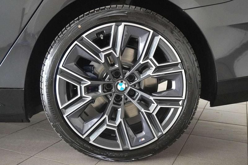 Gebraucht BMW 530e Efficient Dynamics 190 PS (139 kW) 2025 Grau Kombi