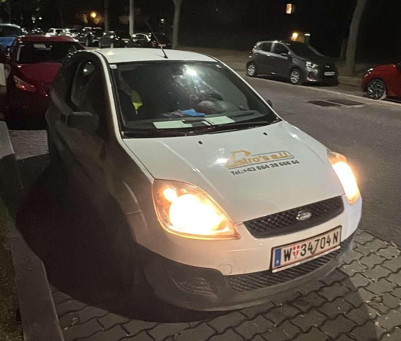 Gebraucht Ford Fiesta 75 PS (55 kW) 2007 Kleinwagen