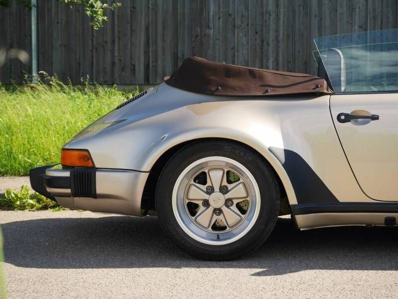Gebraucht Porsche 911 Carrera Cabriolet 231 PS (169 kW) 1988 Gold Cabrio