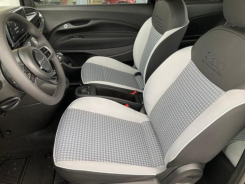 Neu Fiat 500 65 PS (47 kW) 2025 Weiß Kleinwagen
