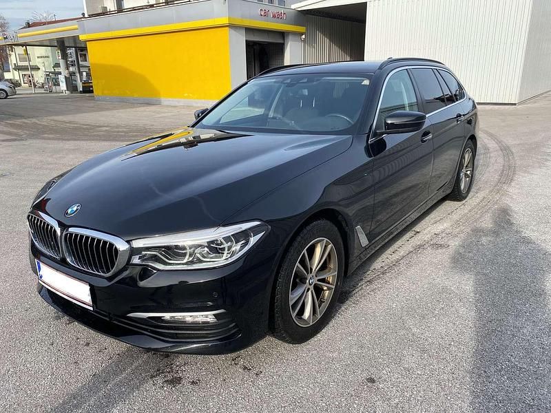 Schwarz Gebraucht 2018 BMW 520 Kombi | € 16.900 - Bild 1/4