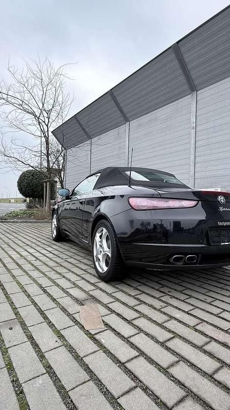 Gebraucht Alfa Romeo Spider Exclusive 185 PS (136 kW) 2009 Schwarz Cabrio