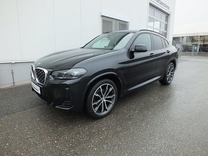 Saphirschwarz Gebraucht 2022 BMW X4 Efficient Dynamics SUV | € 49.950 (Fairer Preis) - Bild 1/1