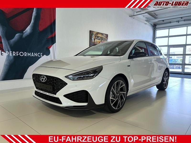 Gebraucht Hyundai i30 N Line 159 PS (116 kW) 2024 Serenity white pearl Limousine
