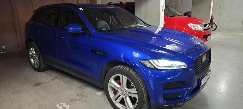 Gebraucht Jaguar F-Pace Portfolio 241 PS (177 kW) 2017 Blau SUV